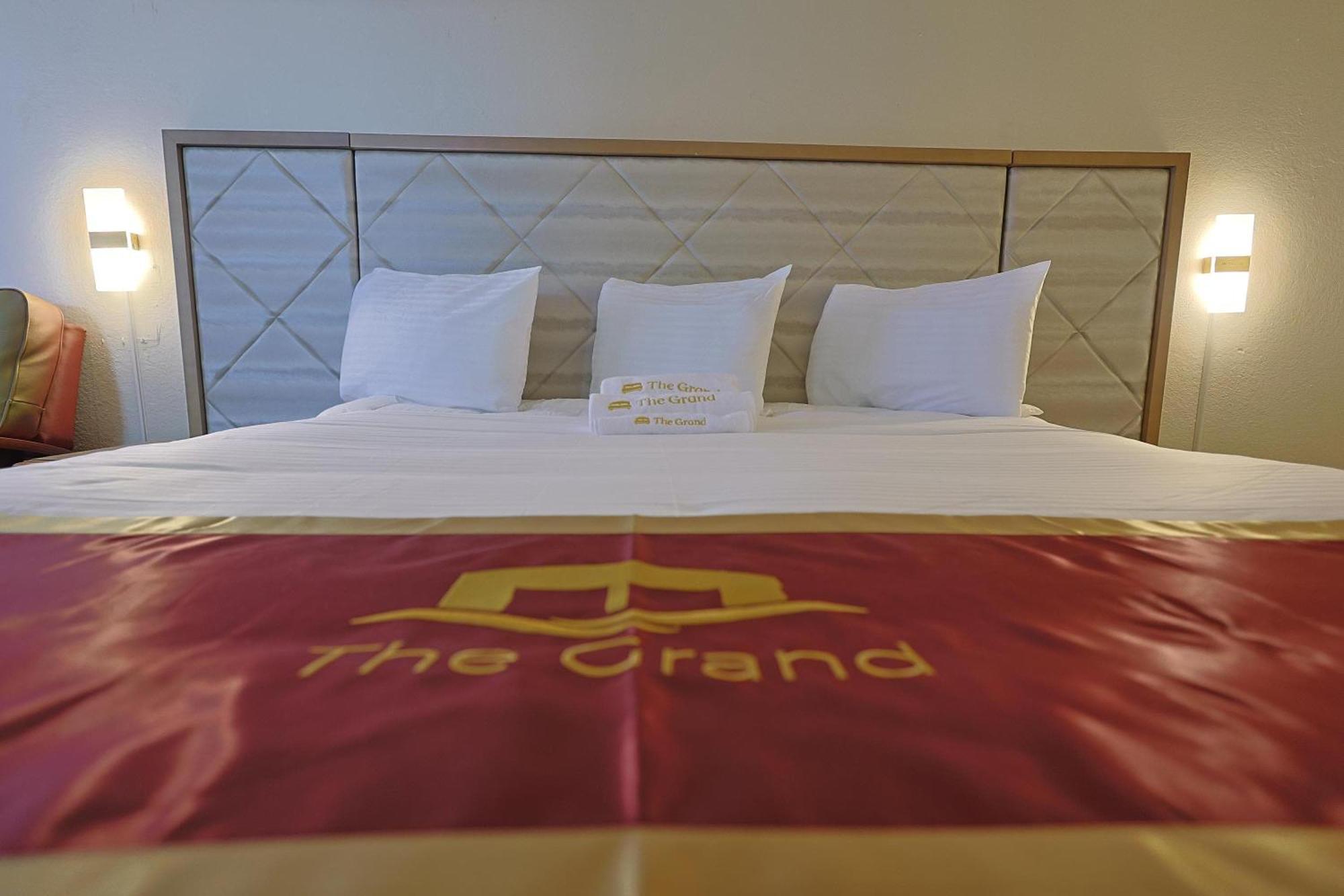 The Grand By Capital O Texarkana I-30 Екстериор снимка
